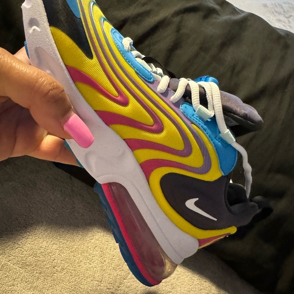 Nike 270 react - Picture 2 of 3